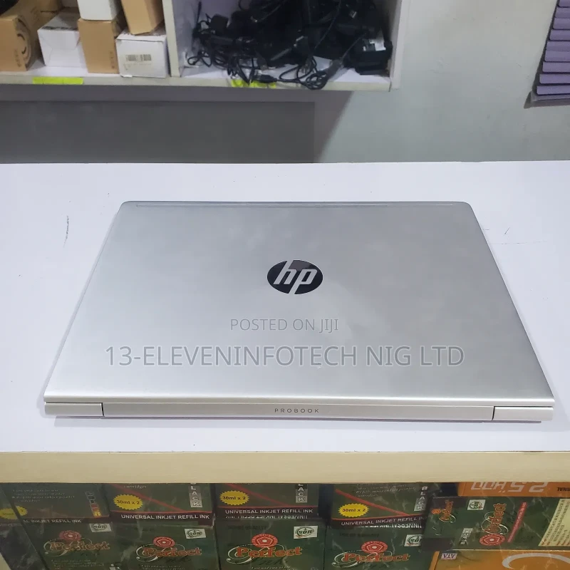 Uk Hp probook 430 G3 Core i3 8gb/256ssd,6th Gen